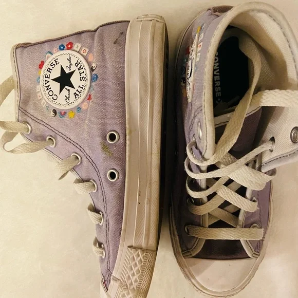 Converse All Star Girls Size 1.5 EUC - Picture 4 of 6